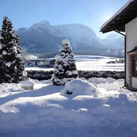Haus Erlbacher *