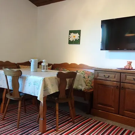 Haus Erlbacher Apartment *